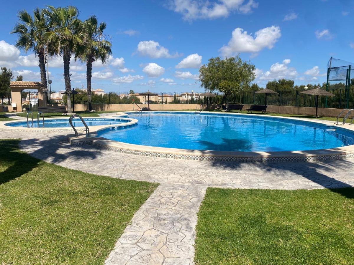 He Lago Sol Alicante Exterior foto